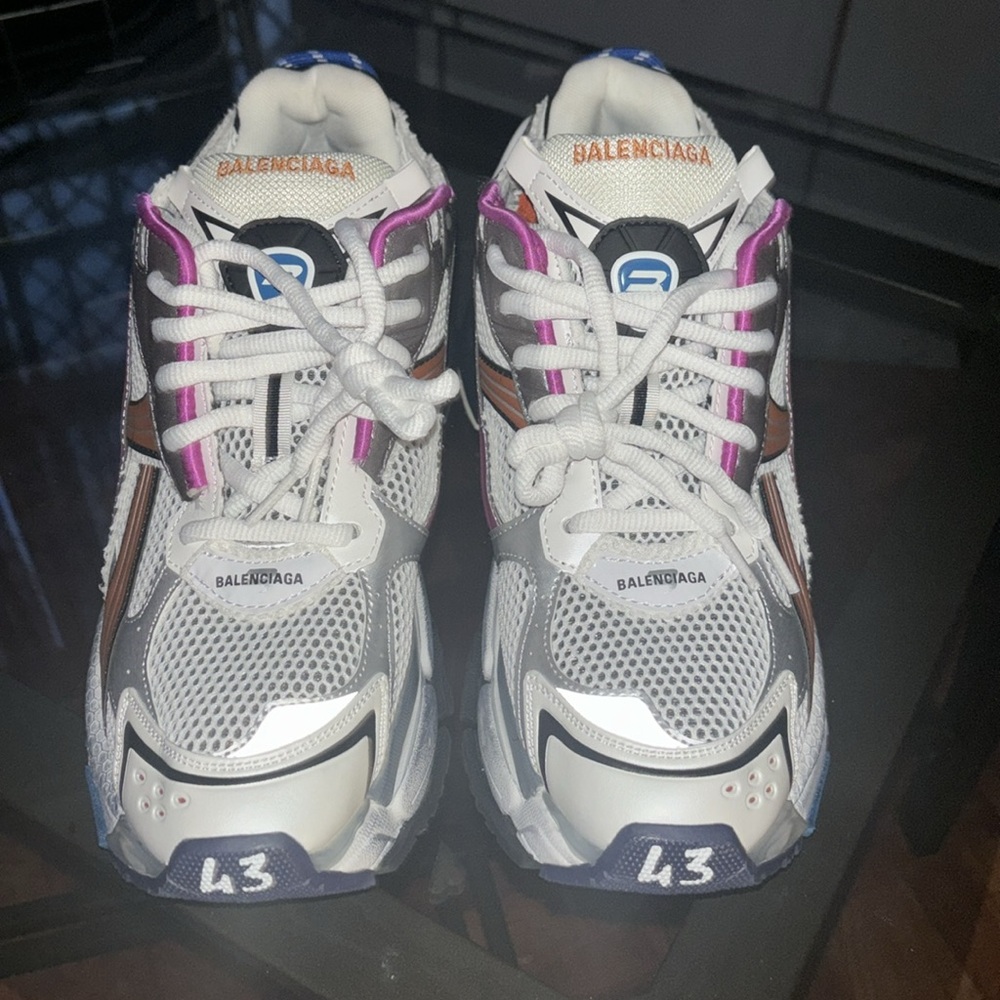 Men’s Size 10 Balenciaga Runners multicolor